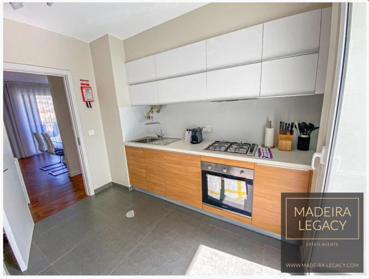 Madalenas Palace- Apartment フンシャル エクステリア 写真