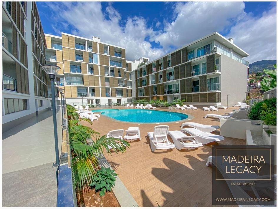 Madalenas Palace- Apartment フンシャル エクステリア 写真